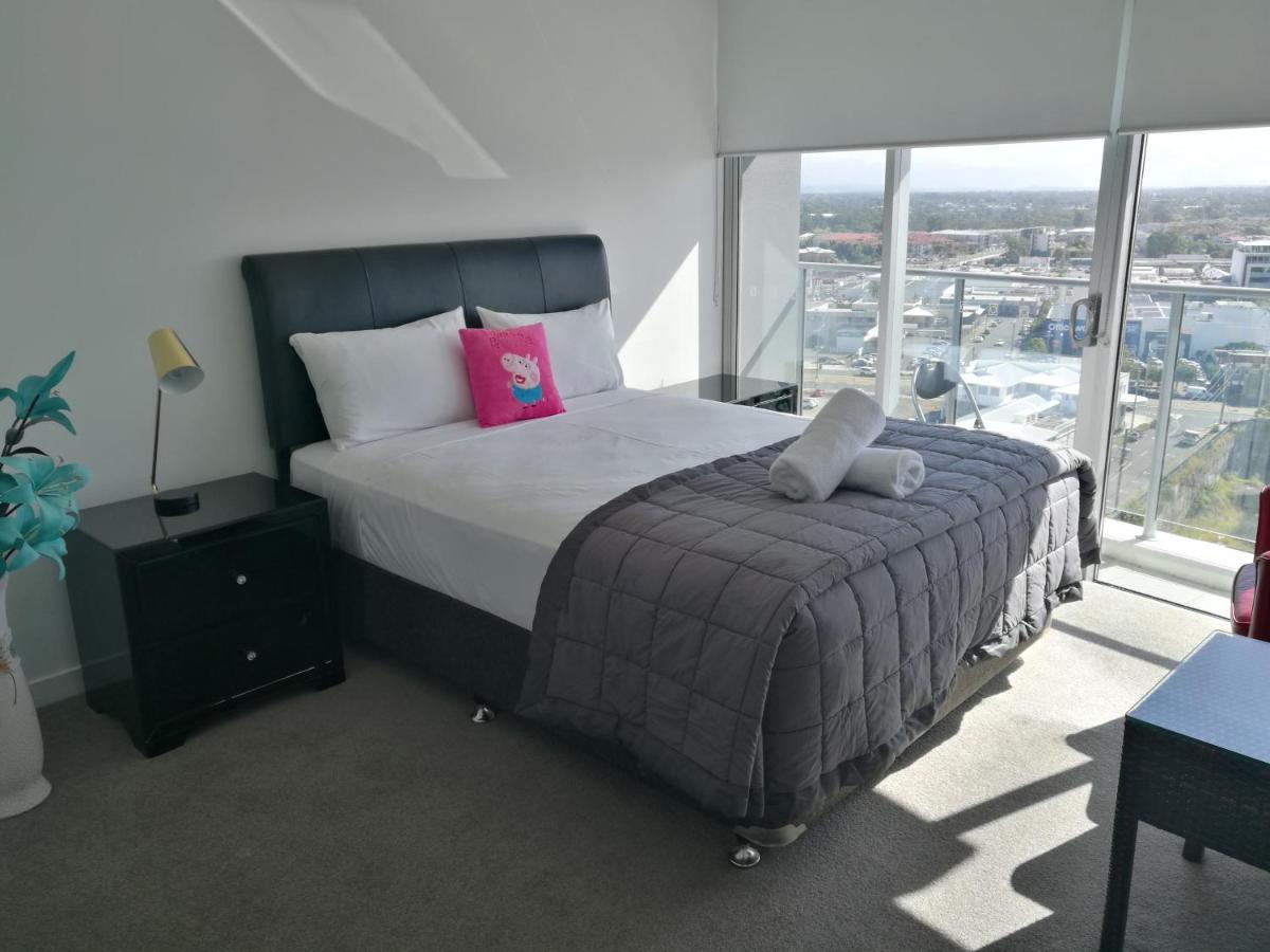 Three-Bedroom Apartment With Amazing View Near Surfers Paradise Χρυσή Ακτή Εξωτερικό φωτογραφία