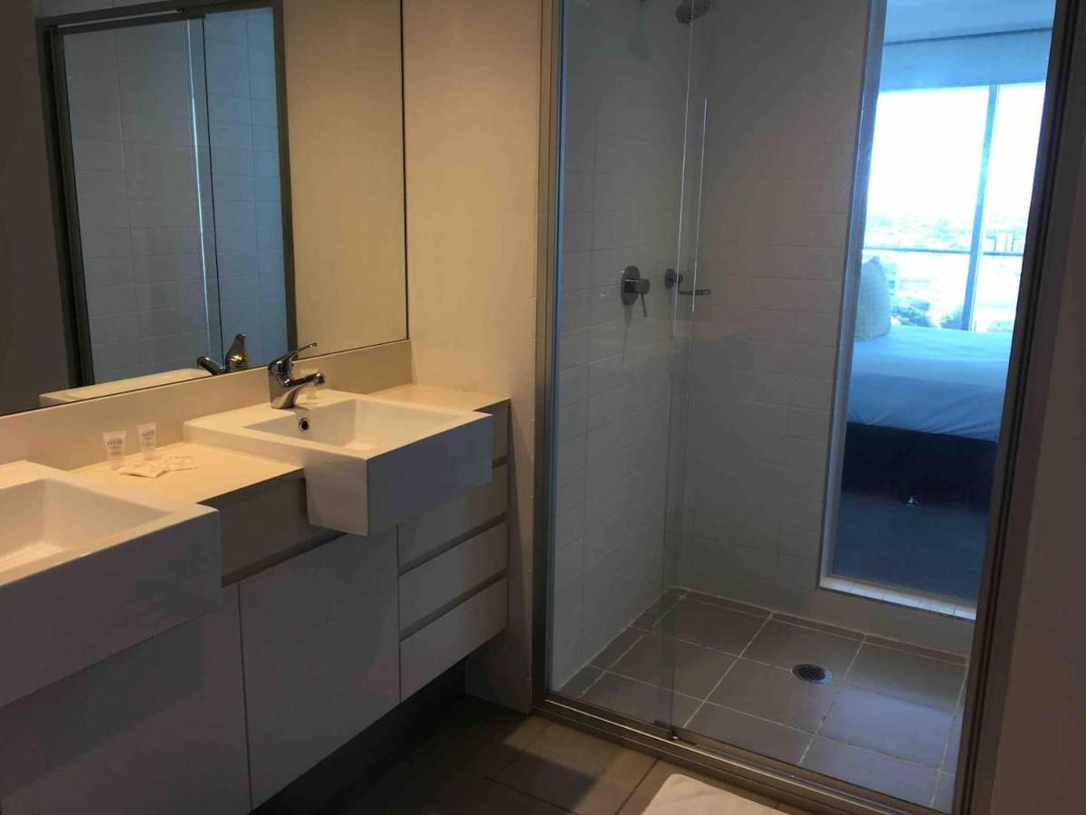 Three-Bedroom Apartment With Amazing View Near Surfers Paradise Χρυσή Ακτή Εξωτερικό φωτογραφία